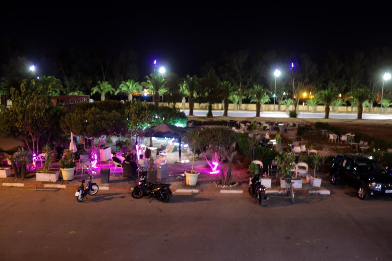Hotel Borj El Arab Kourigha Exterior foto